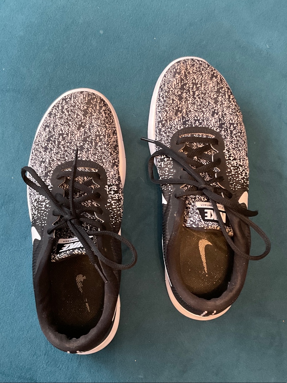 Nike Black and White Knit Running Shoes